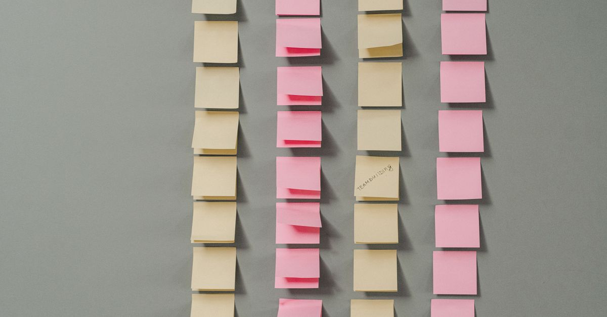 Les solutions indispensables pour orchestrer efficacement une file d&rsquo;attente de tâches